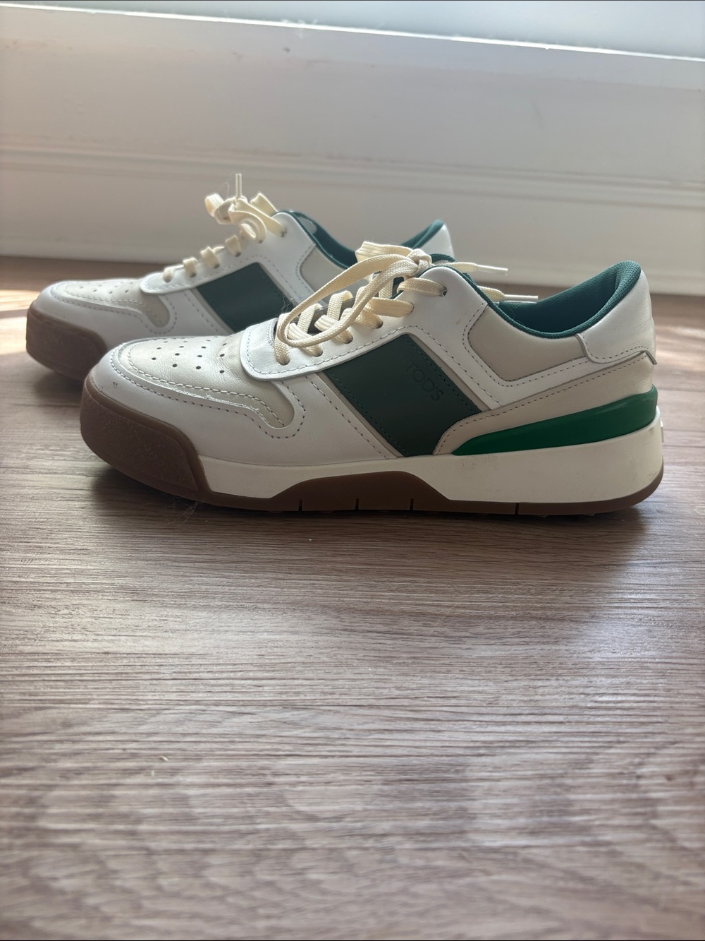 Tod's White and Green Leather golf shoes